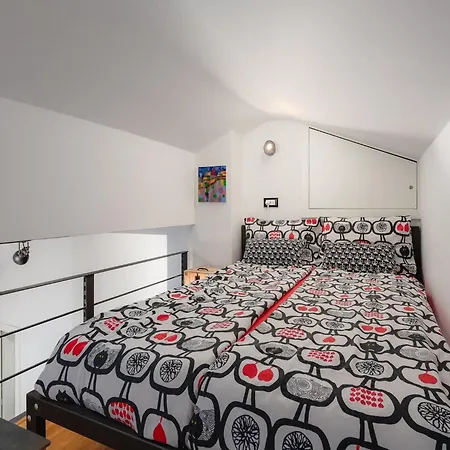 Urban Grey Apartment Porec