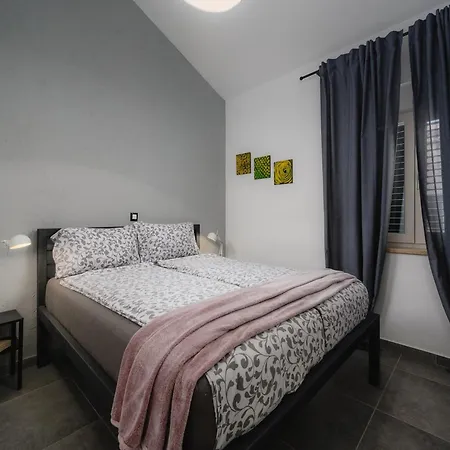 Apartment Urban Grey Porec